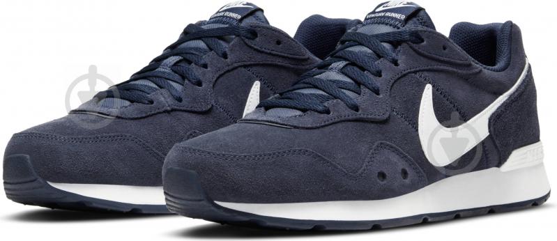 Кросівки чоловічі зимові Nike Venture Runner Suede CQ4557-400 р.44,5 блакитні - фото 1