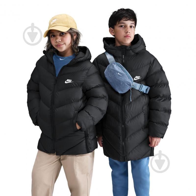 Куртка унисекс Nike Sportswear All Day Play Older Kids' Puffer Jacket р.146 черный HJ2722-010 - фото 6