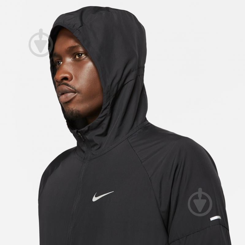 Ветровка Nike M NK RPL MILER JKT DD4746-010 р.2XL - фото 4 Ветровка Nike M NK RPL MILER JKT DD4746-010 р.2XL - фото 4