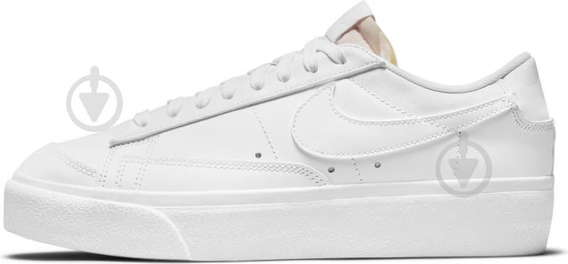 Кроссовки женские Nike Blazer Low Platform DJ0292-100 р.38 белые - фото 1