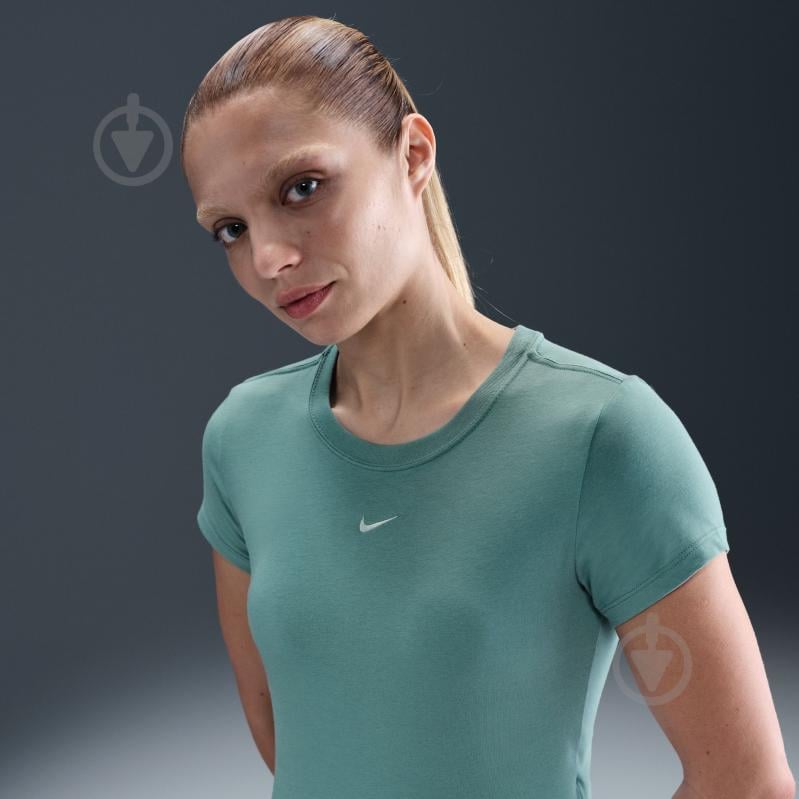 Футболка Nike W NSW NK CHLL KNT MD CRP FV5508-018 р.L зеленый - фото 9 Футболка Nike W NSW NK CHLL KNT MD CRP FV5508-018 р.L зеленый - фото 9