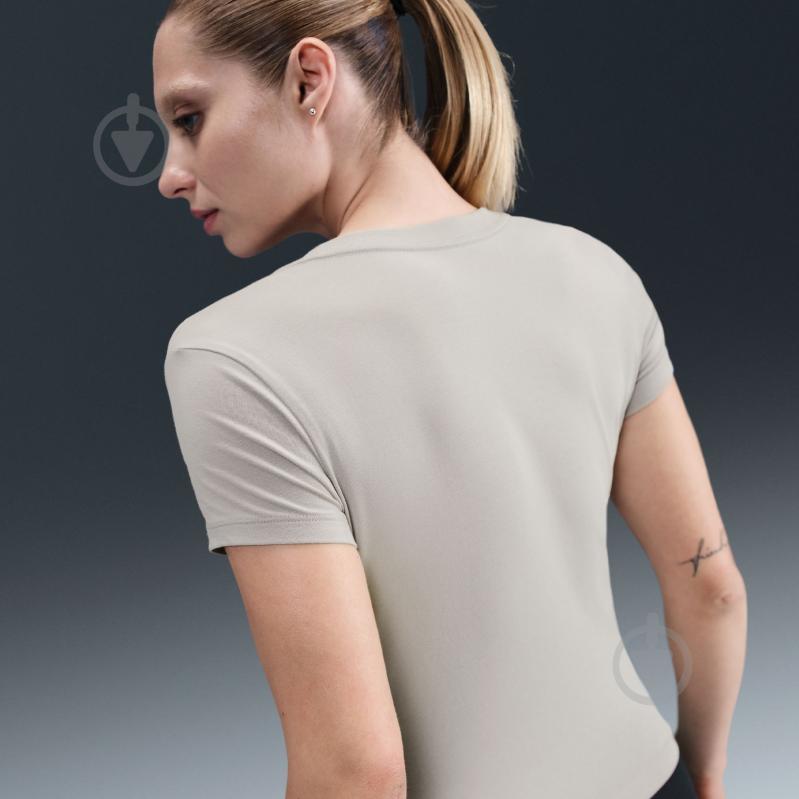 Футболка Nike W NSW NK CHLL KNT MD CRP FV5508-009 р.M бежевий - фото 10 Футболка Nike W NSW NK CHLL KNT MD CRP FV5508-009 р.M бежевий - фото 10