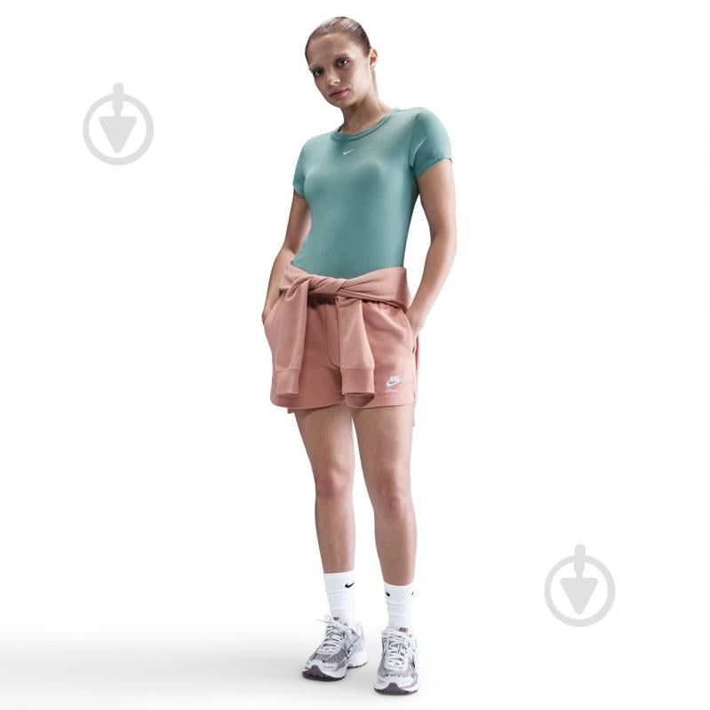 Футболка Nike W NSW NK CHLL KNT MD CRP FV5508-018 р.S зеленый - фото 2 Футболка Nike W NSW NK CHLL KNT MD CRP FV5508-018 р.S зеленый - фото 2