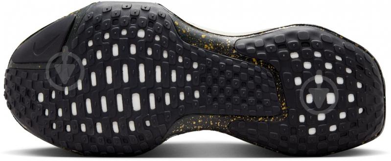 Кросівки чоловічі Nike ZOOMX INVNCBLE RN FK3 PRM IB2756-100 р.40,5 світло-сірі - фото 8