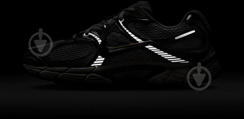 Кроссовки мужские Nike V5 RNR HJ5228-102 р.42 бело-серые - фото 13 Кроссовки мужские Nike V5 RNR HJ5228-102 р.42 бело-серые - фото 13