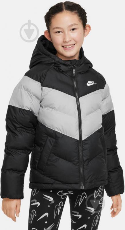 Куртка Nike DX1264-010 р.S чорна - фото 1 Куртка Nike DX1264-010 р.S чорна - фото 1