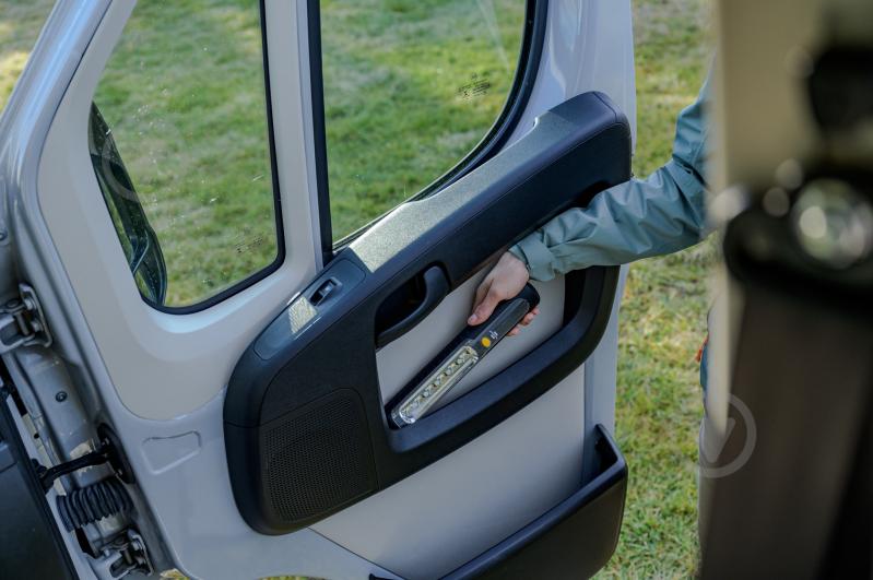 Динамо-ліхтар Brennenstuhl HL 300 AD 300 Lm чорний 1178590100 - фото 6 Динамо-ліхтар Brennenstuhl HL 300 AD 300 Lm чорний 1178590100 - фото 6