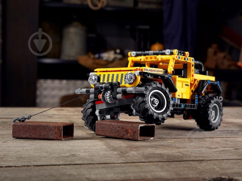 Конструктор LEGO Technic Jeep Wrangler 42122 - фото 11