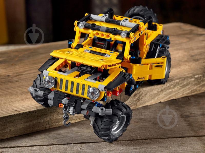 Конструктор LEGO Technic Jeep Wrangler 42122 - фото 13