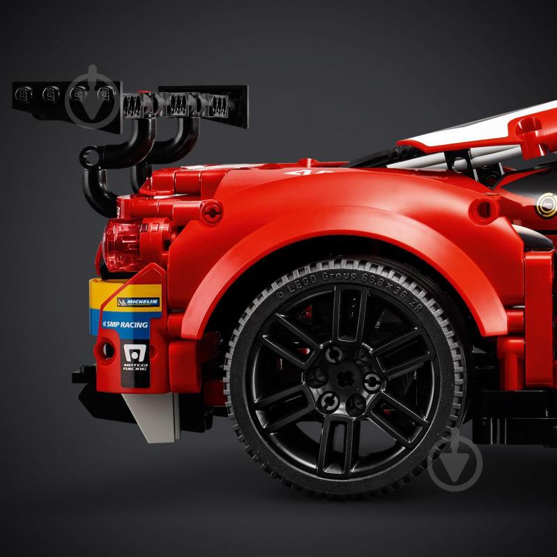 Конструктор LEGO Technic Ferrari 488 GTE “AF Corse #51” 42125 - фото 11