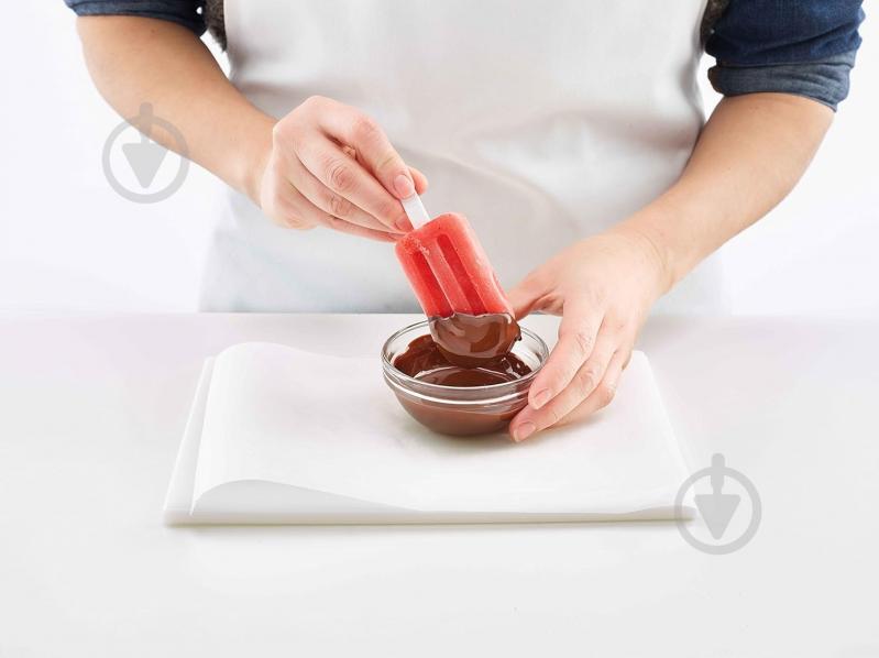 Набір форм для морозива Lekue Ice Lollies 2,6х10,5х6,5 см 4 шт. 882227 - фото 11 Набір форм для морозива Lekue Ice Lollies 2,6х10,5х6,5 см 4 шт. 882227 - фото 11