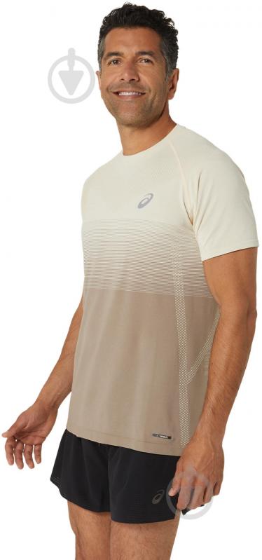 Футболка Asics SEAMLESS SS TOP 2011C398_250 р.M бежевий - фото 2