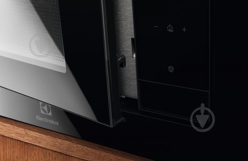 Встраиваемая микроволновая печь Electrolux LMS4253TBK - фото 4