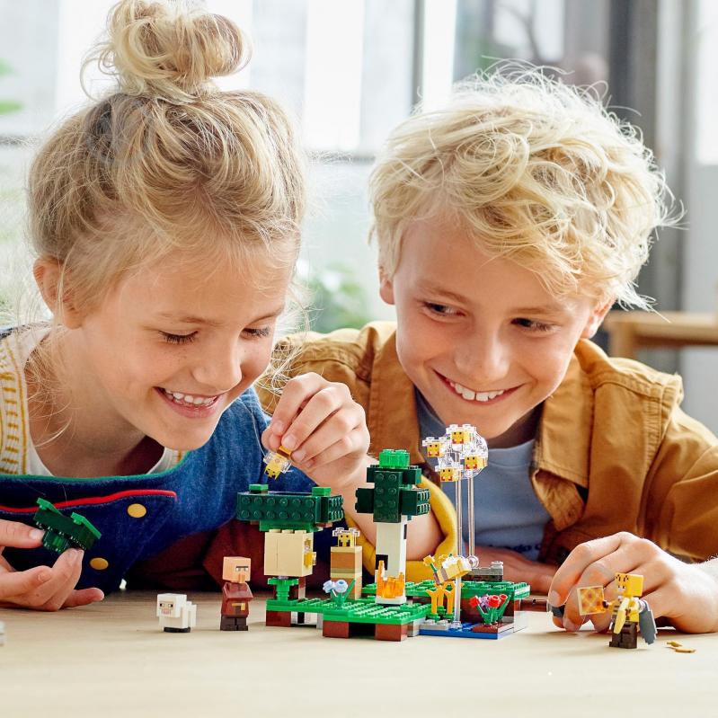Конструктор LEGO Minecraft Пасека 21165 - фото 9