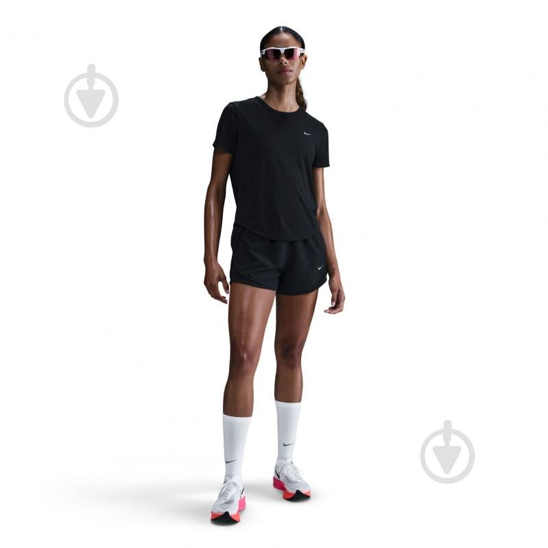 Футболка Nike W NK TEMPO DF SS TOP HQ0648-010 р.L черный - фото 2 Футболка Nike W NK TEMPO DF SS TOP HQ0648-010 р.L черный - фото 2