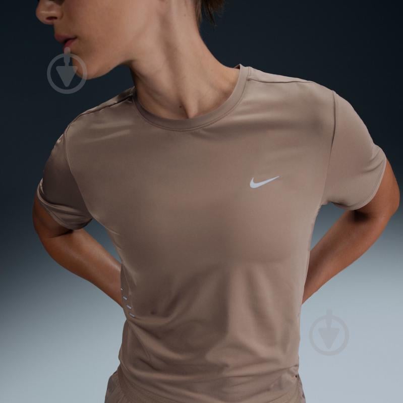 Футболка Nike W NK SWIFT DF SS TOP HM9698-233 р.XL коричневый - фото 10 Футболка Nike W NK SWIFT DF SS TOP HM9698-233 р.XL коричневый - фото 10