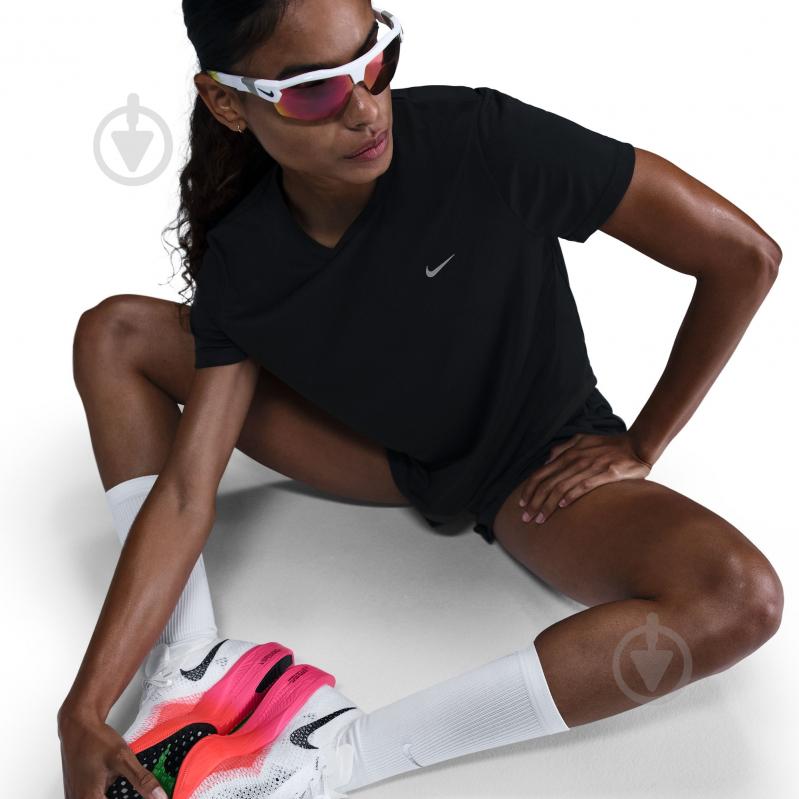 Футболка Nike W NK TEMPO DF SS TOP HQ0648-010 р.XS черный - фото 6