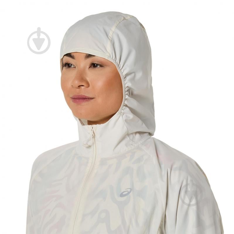 Куртка жіноча Asics ROAD PACKABLE JACKET 2012D076-200 р.S молочна - фото 8 Куртка жіноча Asics ROAD PACKABLE JACKET 2012D076-200 р.S молочна - фото 8