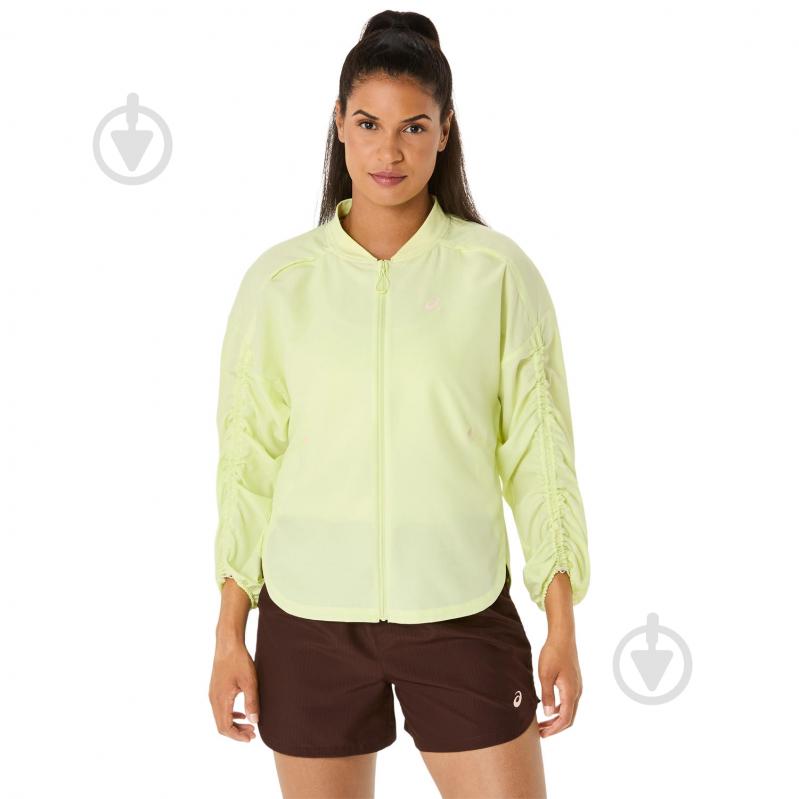 Куртка жіноча Asics NAGINO RUN ADJUSTABLE JACKET 2012D138-750 р.S жовто-зелена - фото 2 Куртка жіноча Asics NAGINO RUN ADJUSTABLE JACKET 2012D138-750 р.S жовто-зелена - фото 2