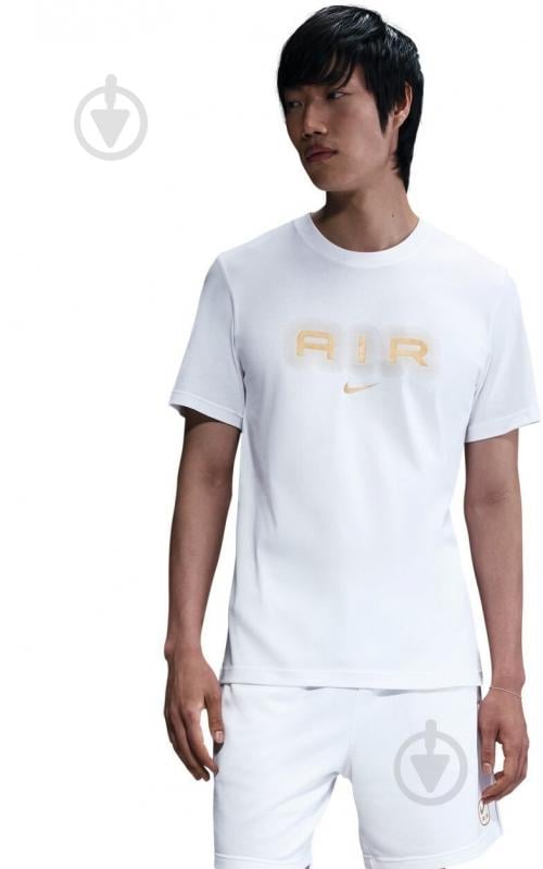 Футболка Nike M NSW SW AIR GRAPHIC TEE HM0185-102 р.L білий - фото 1 Футболка Nike M NSW SW AIR GRAPHIC TEE HM0185-102 р.L білий - фото 1