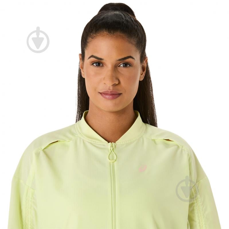Куртка женская Asics NAGINO RUN ADJUSTABLE JACKET 2012D138-750 р.XS желто-зеленая - фото 5 Куртка женская Asics NAGINO RUN ADJUSTABLE JACKET 2012D138-750 р.XS желто-зеленая - фото 5