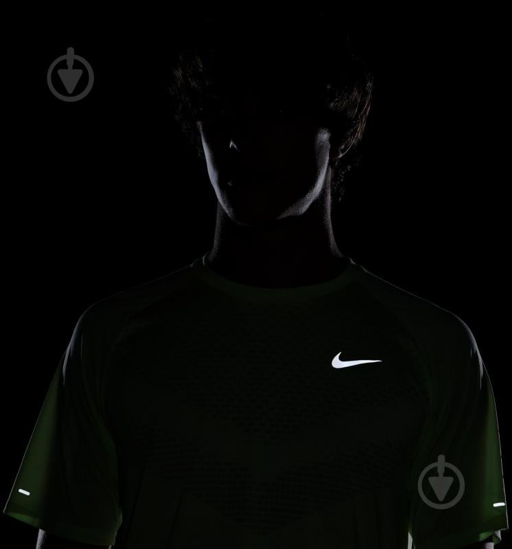 Футболка Nike M NK DFADV STRIDE SS TOP HV5203-701 р.L желтый - фото 6 Футболка Nike M NK DFADV STRIDE SS TOP HV5203-701 р.L желтый - фото 6