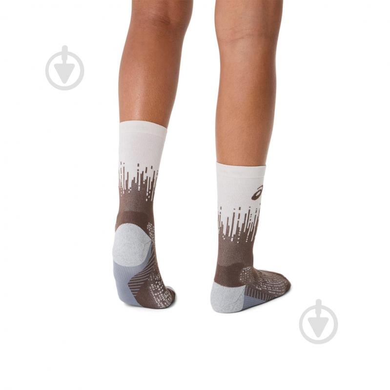 Носки Asics PERFORMANCE RUN SOCK CREW 3013A977-020 р.43-46 коричневый - фото 6 Носки Asics PERFORMANCE RUN SOCK CREW 3013A977-020 р.43-46 коричневый - фото 6