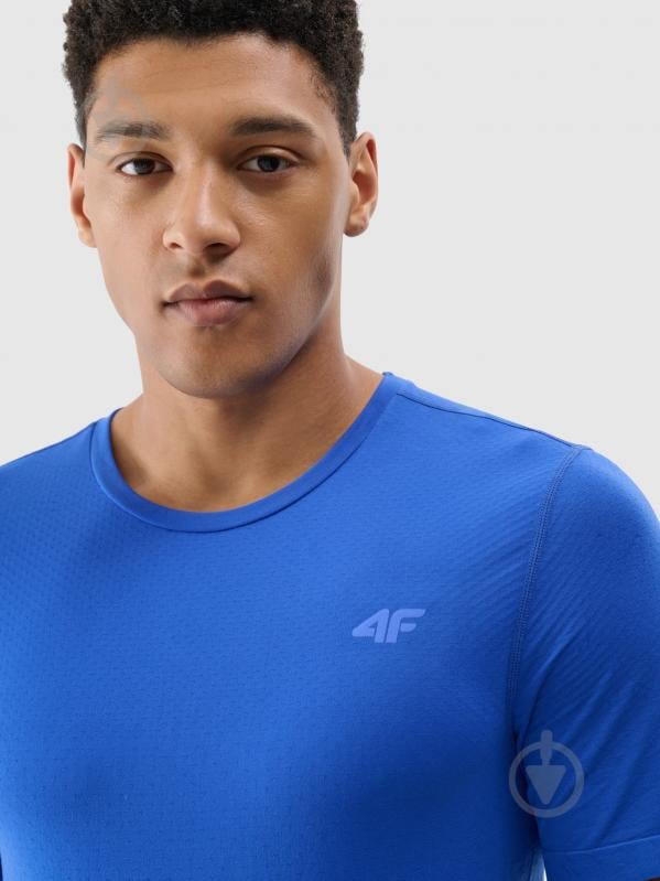 Футболка 4F TSHIRT FNK M1262 4FWSS25TFTSM1262-36S р.S-M синій - фото 4 Футболка 4F TSHIRT FNK M1262 4FWSS25TFTSM1262-36S р.S-M синій - фото 4