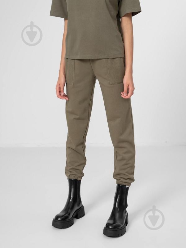 Штани Outhorn TROUSERS CAS F050 OTHAW22TTROF050-43S р. S різнокольоровий - фото 2