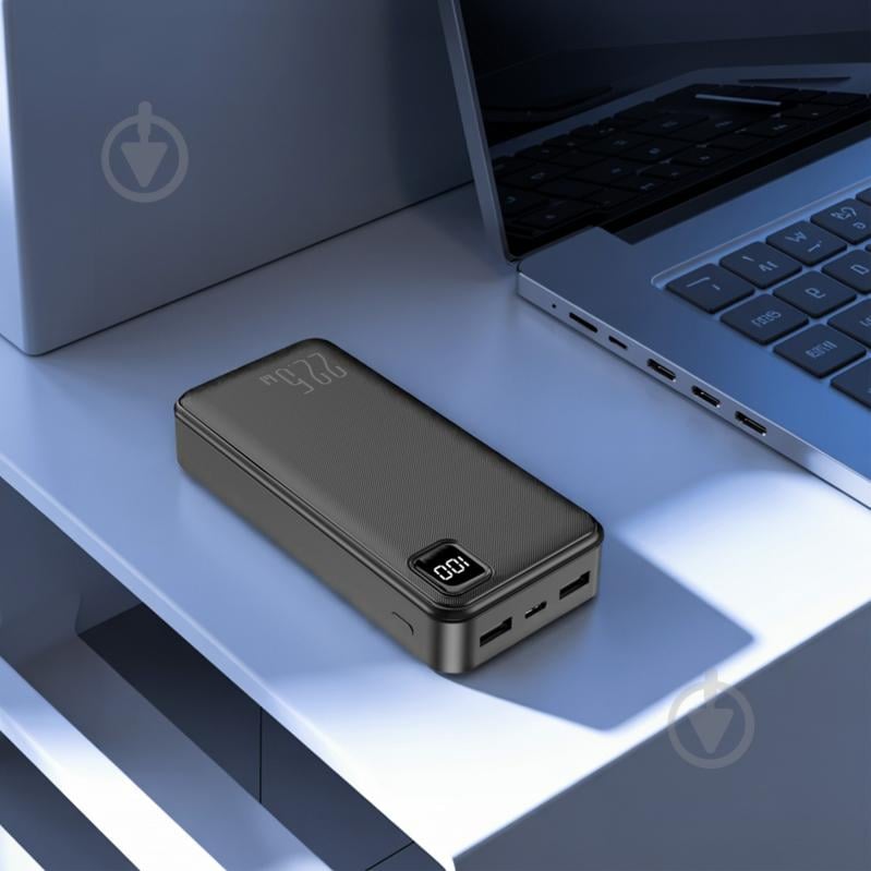 Повербанк Forever TB-300L PD QC 20000 mAh black (TB-300L) - фото 10 Повербанк Forever TB-300L PD QC 20000 mAh black (TB-300L) - фото 10
