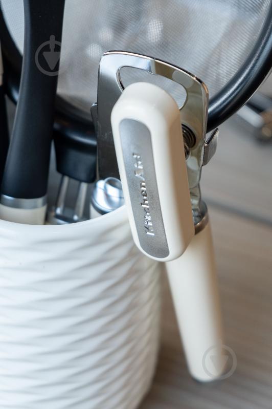 Открывалка KitchenAid Coreline, 21 см, кремовый (KAG199OHACE) - фото 5