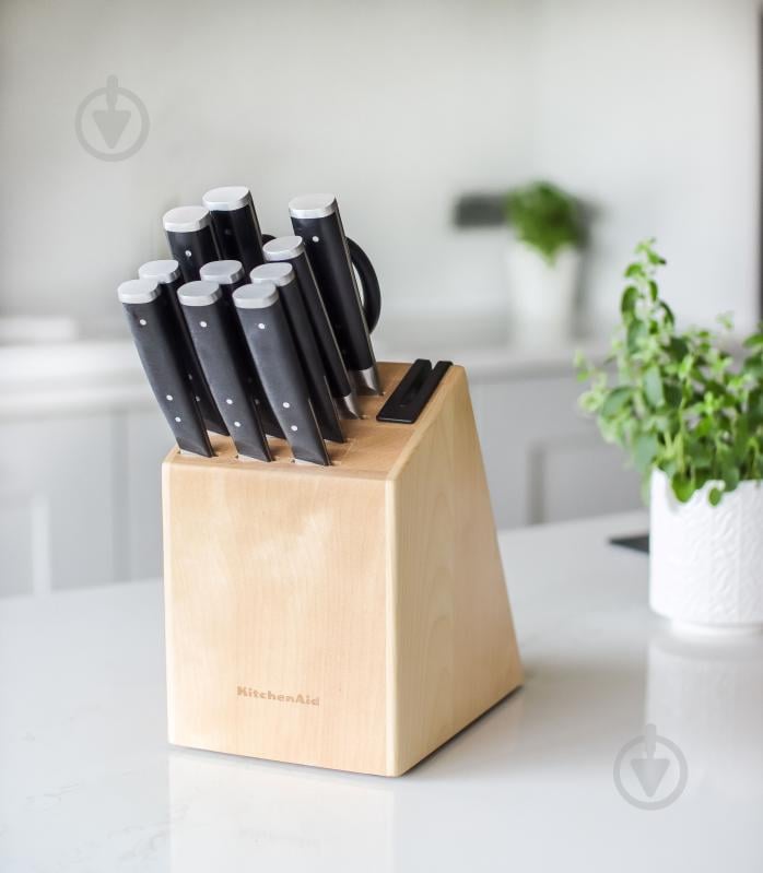 Набор ножей на подставке KitchenAid Coreline, 11 предметов и точилка (KAG12STSNBXOBQ) - фото 5 Набор ножей на подставке KitchenAid Coreline, 11 предметов и точилка (KAG12STSNBXOBQ) - фото 5