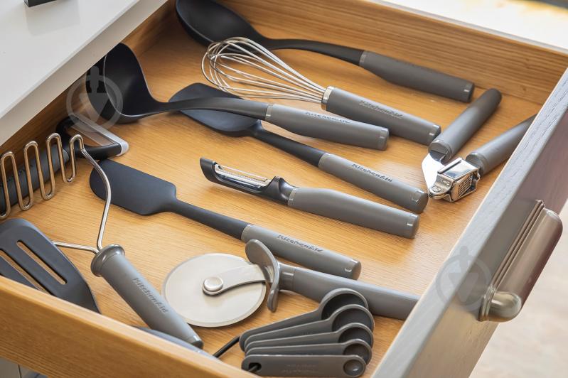 Овощечистка KitchenAid 22 см серый (KAS112OHCGG) - фото 11