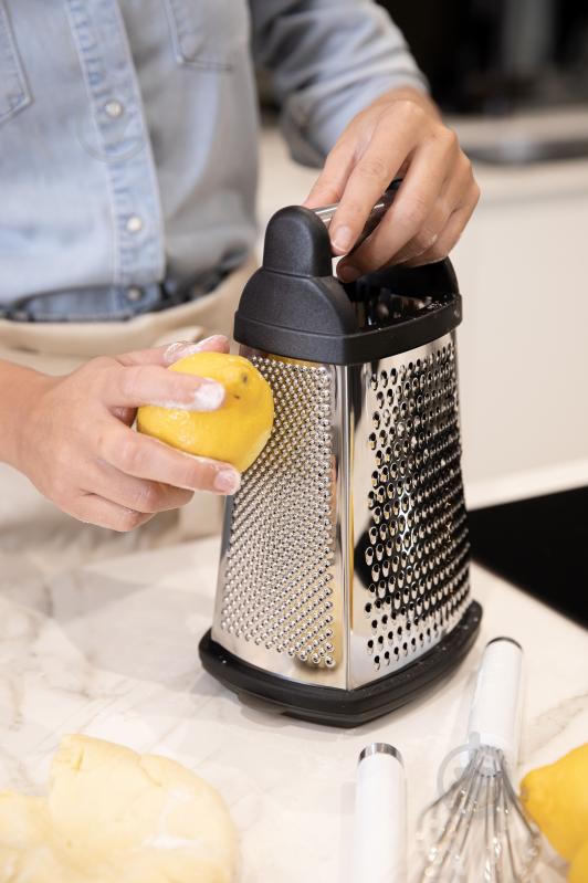 Тертка з контейнером KitchenAid чорний (KQG300OSOBE) - фото 8