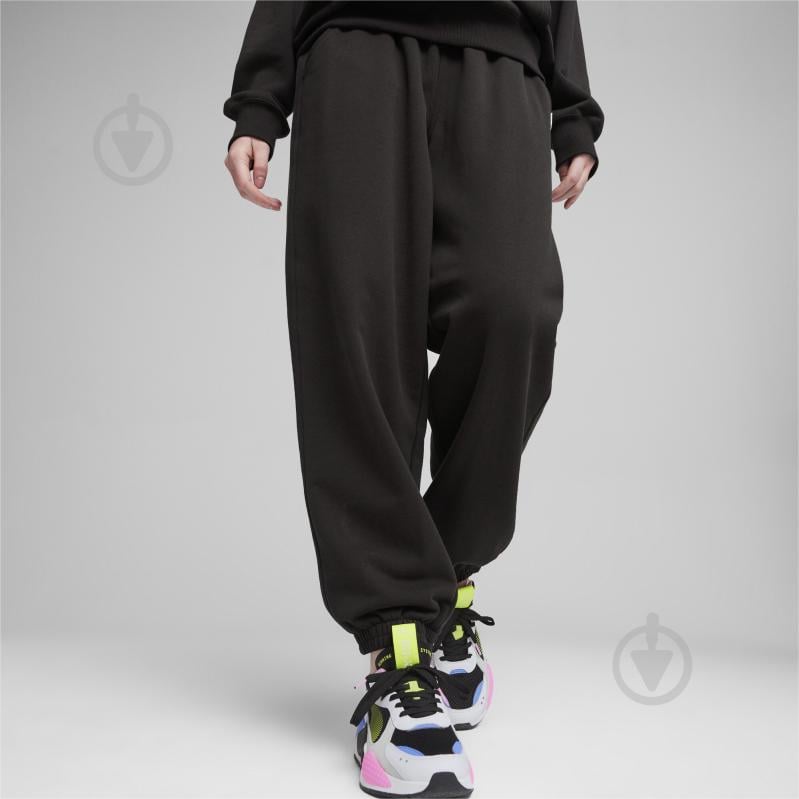 Брюки Puma DOWNTOWN RELAXED SWEATPANTS TR 62436501 р. M черный - фото 3