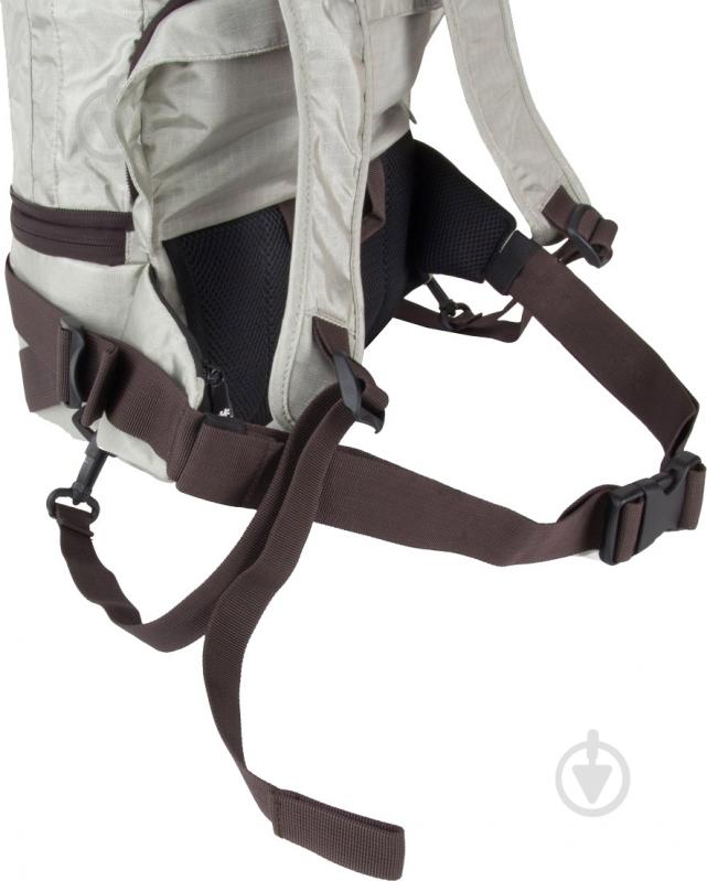 Рюкзак складний Crumpler Light Delight Foldable Backpack platinum LDFBP-012 - фото 7 Рюкзак складний Crumpler Light Delight Foldable Backpack platinum LDFBP-012 - фото 7