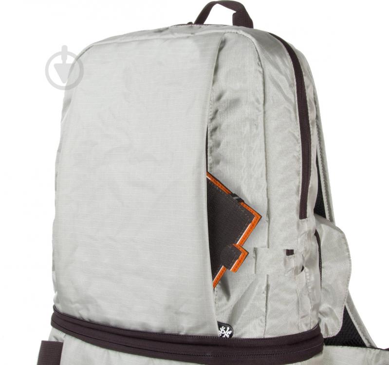 Рюкзак складний Crumpler Light Delight Foldable Backpack platinum LDFBP-012 - фото 5 Рюкзак складний Crumpler Light Delight Foldable Backpack platinum LDFBP-012 - фото 5
