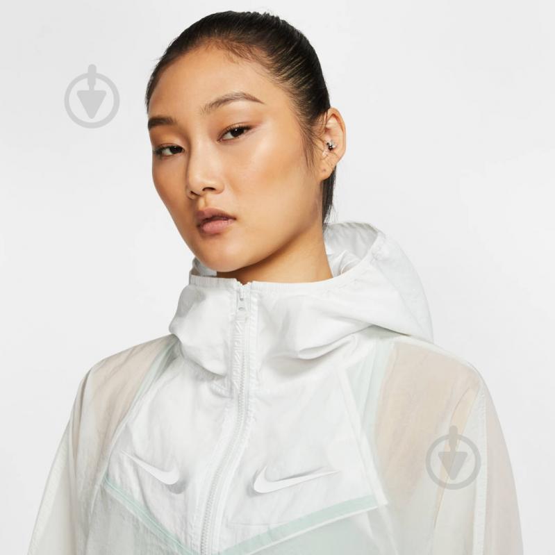Куртка женская демисезонная Nike W NSW JKT UP IN AIR CT0764-083 р.XS белая - фото 6
