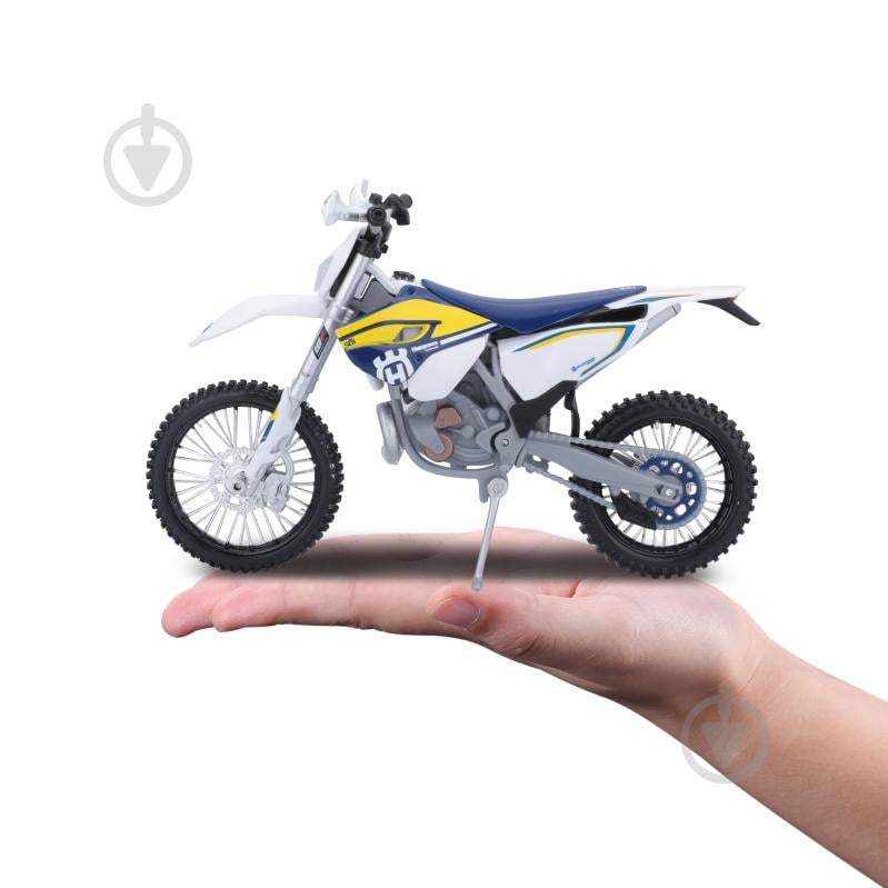 Мотоцикл Maisto Husqvarna FE 501 1:12 31101-16921 - фото 6