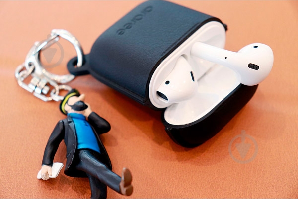 Чехол для наушников Araree Pops Apple AirPods black - фото 7 Чехол для наушников Araree Pops Apple AirPods black - фото 7
