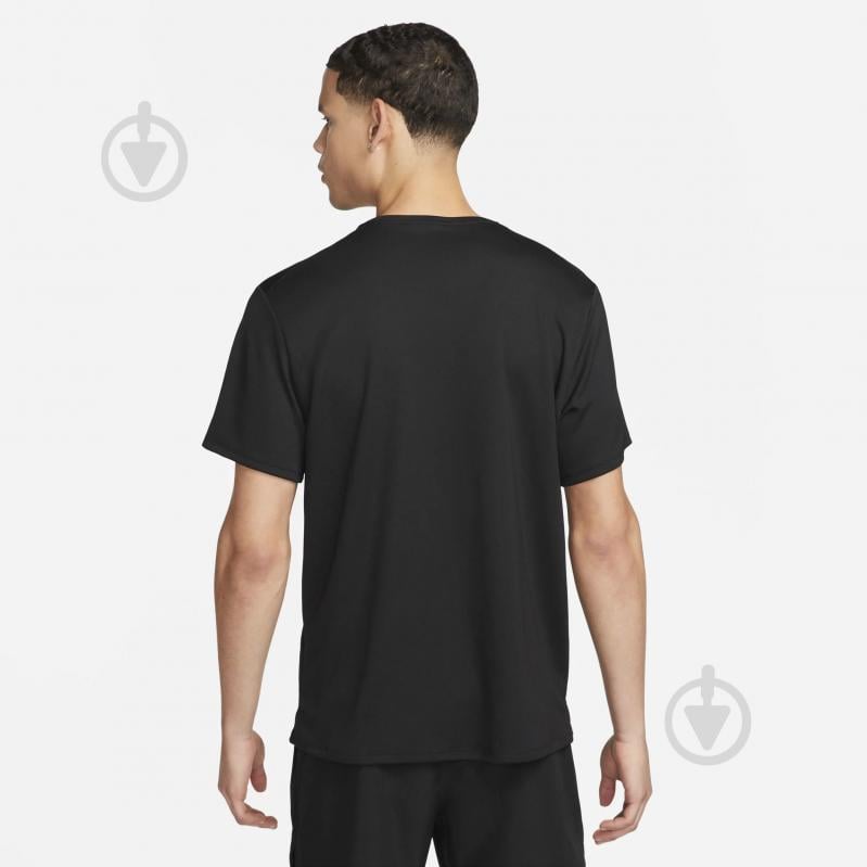 Футболка Nike M NK DF UV MILER SS DV9315-010 р.4XL чорний - фото 2