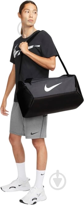 Спортивная сумка Nike Brasilia DM3976-026 серый с черным - фото 9