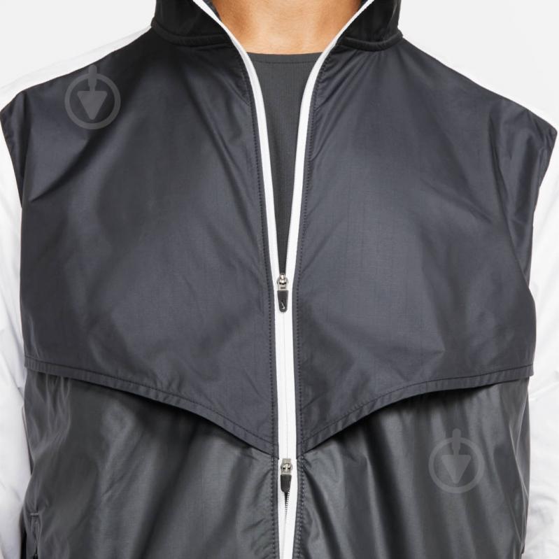 Вітрівка чоловіча весняна Nike M NK SF TRAIL WINDRUNNER JKT CZ9054-010 р.L чорно-сіра - фото 5 Вітрівка чоловіча весняна Nike M NK SF TRAIL WINDRUNNER JKT CZ9054-010 р.L чорно-сіра - фото 5