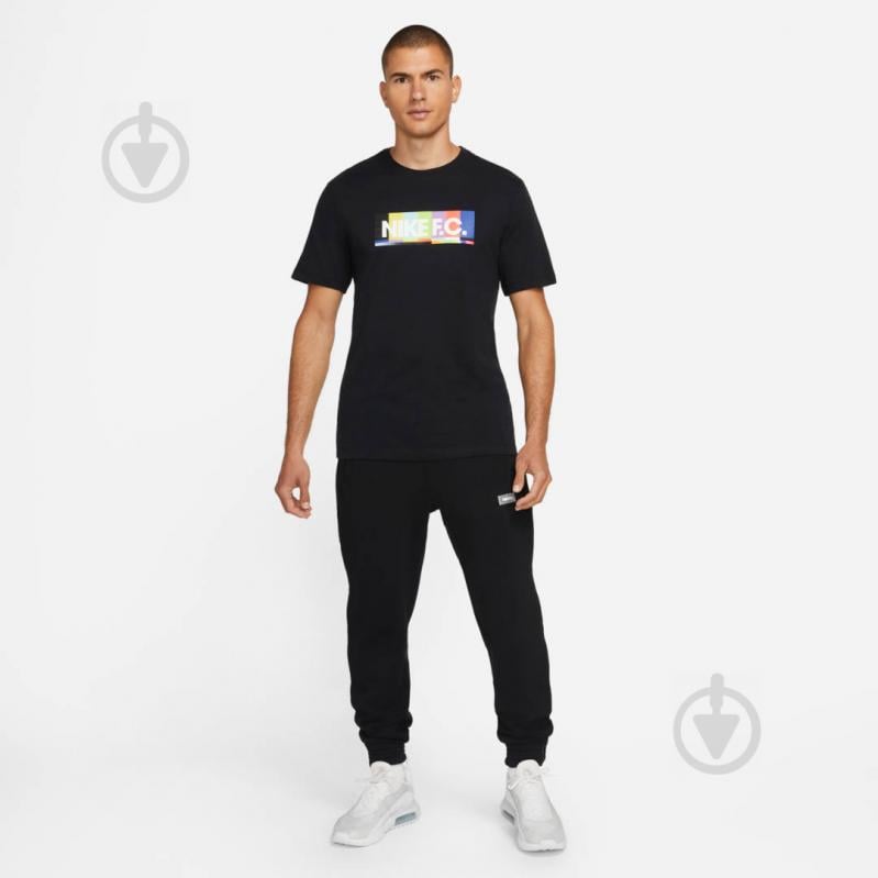 Футболка Nike M NK FC TEE SEASONAL GRAPHIC2 DA7763-010 р.XL черный - фото 5