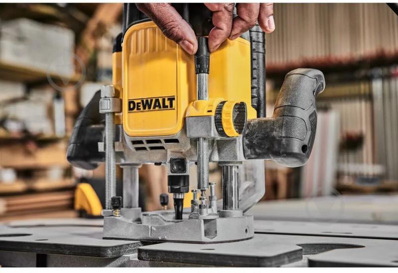 Фрезер DeWalt DWE625 - фото 6