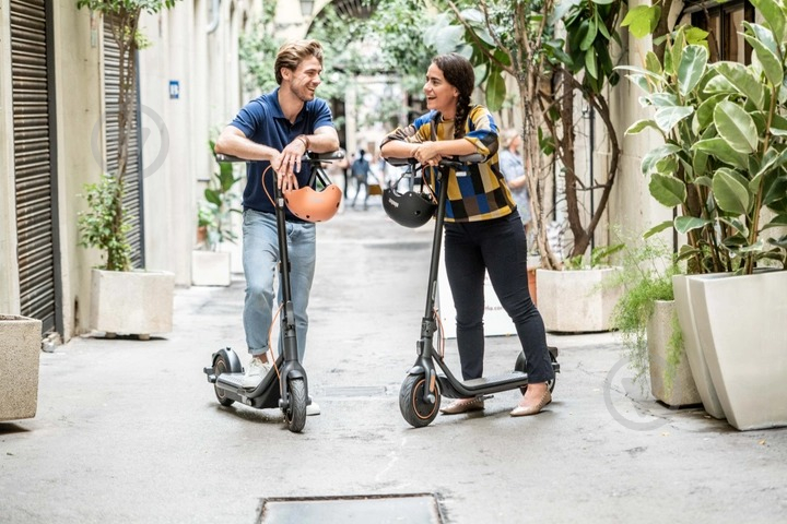 Електросамокат Segway-Ninebot Ninebot F65I Black (AA.00.0010.97) - фото 14