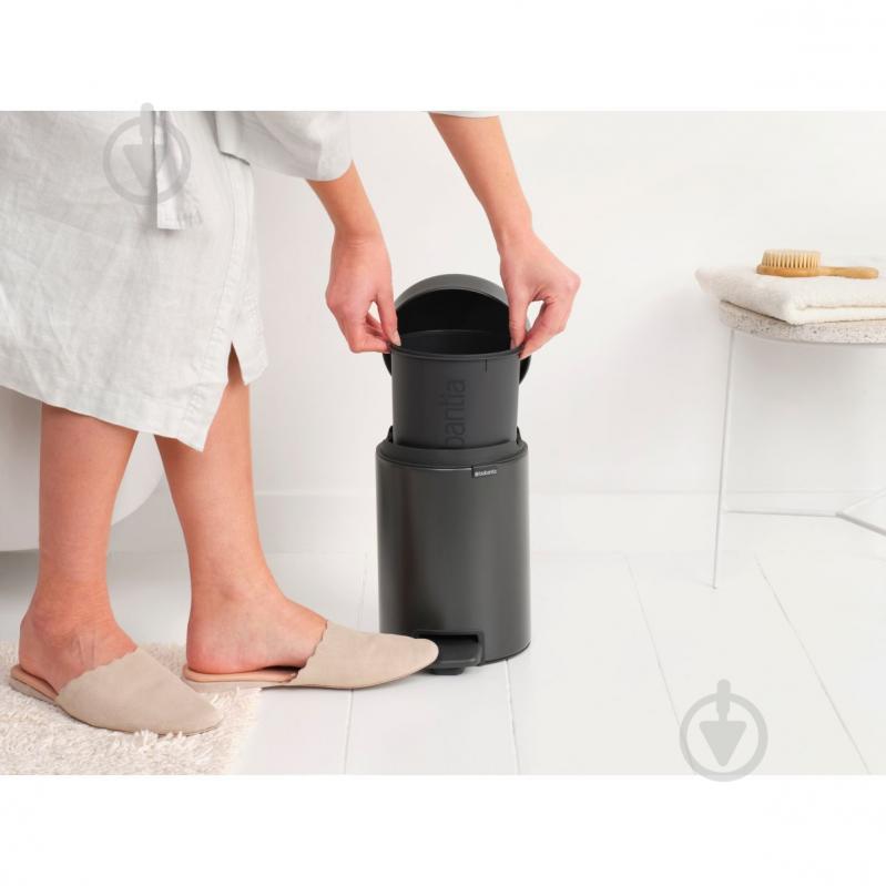 Бак для сміття Brabantia NewIcon Pedal Bin 12 л графітовий (233487) - фото 4