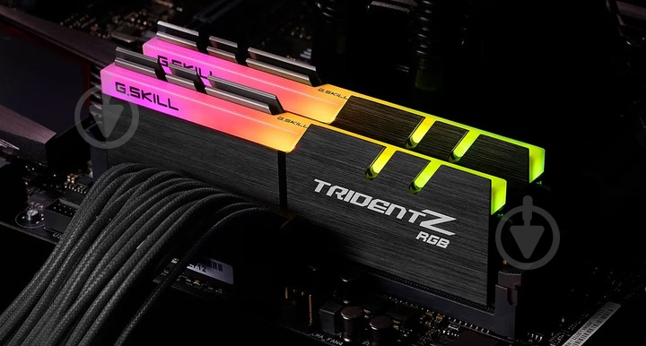 Оперативная память G.Skill DDR4 SDRAM 16 GB (2x8GB) 4400 MHz (F4-4400C18D-16GTZRC) Trident Z RGB - фото 4