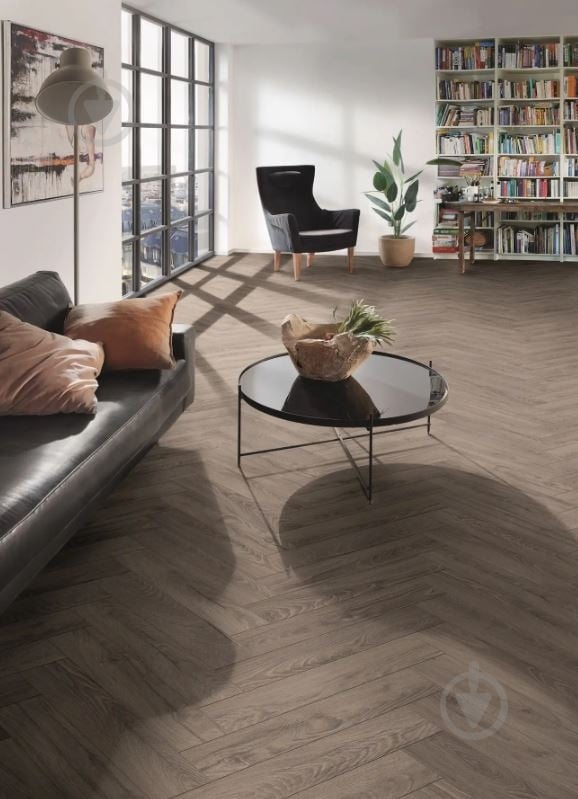 Ламинат елочка KRONO ORIGINAL Herringbone Rutherford Oak 32/АС5 8 мм (К488) - фото 2