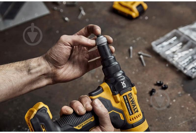Заклепочник аккумуляторный DeWalt DCF403E1GT - фото 6